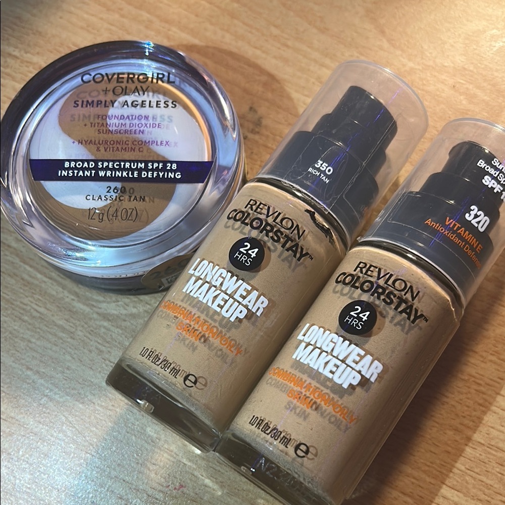 Revlon ColorStay Longwear Makeup Set